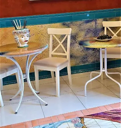 Les Saisons De Jade Oda ve Kahvaltı Nocera Superiore